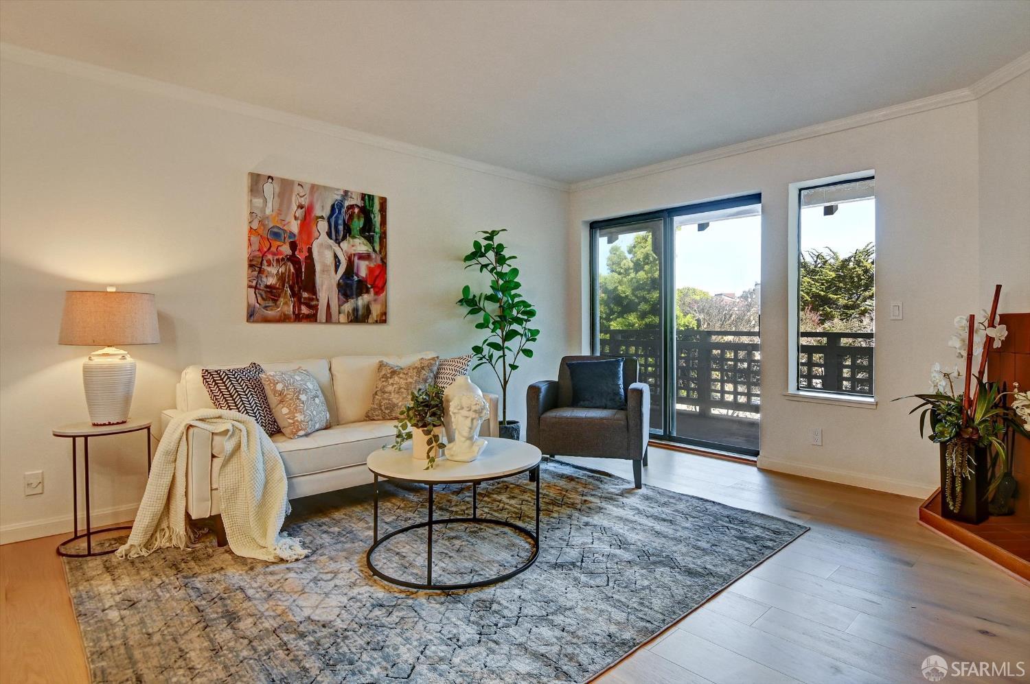 Detail Gallery Image 11 of 36 For 306 Oak Ct, Daly City,  CA 94014 - 3 Beds | 2 Baths