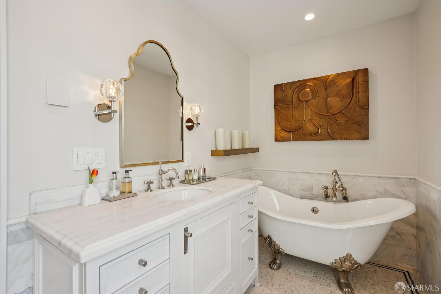 Detail Gallery Image 22 of 40 For 2523 Steiner St, San Francisco,  CA 94115 - 3 Beds | 3/1 Baths