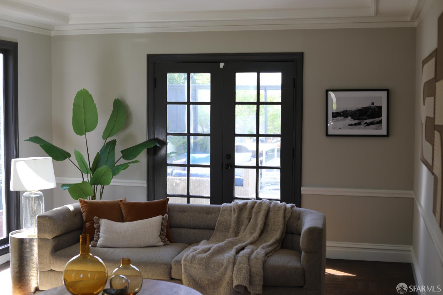 Detail Gallery Image 13 of 29 For 285 Moncada Way, San Francisco,  CA 94127 - 4 Beds | 2/1 Baths