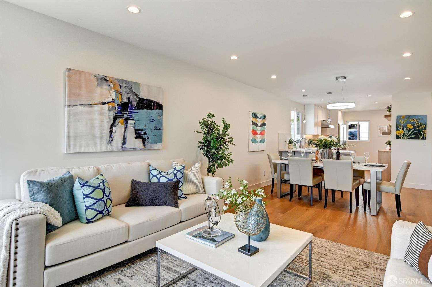 Detail Gallery Image 12 of 70 For 2100 34th Ave, San Francisco,  CA 94116 - 4 Beds | 3 Baths