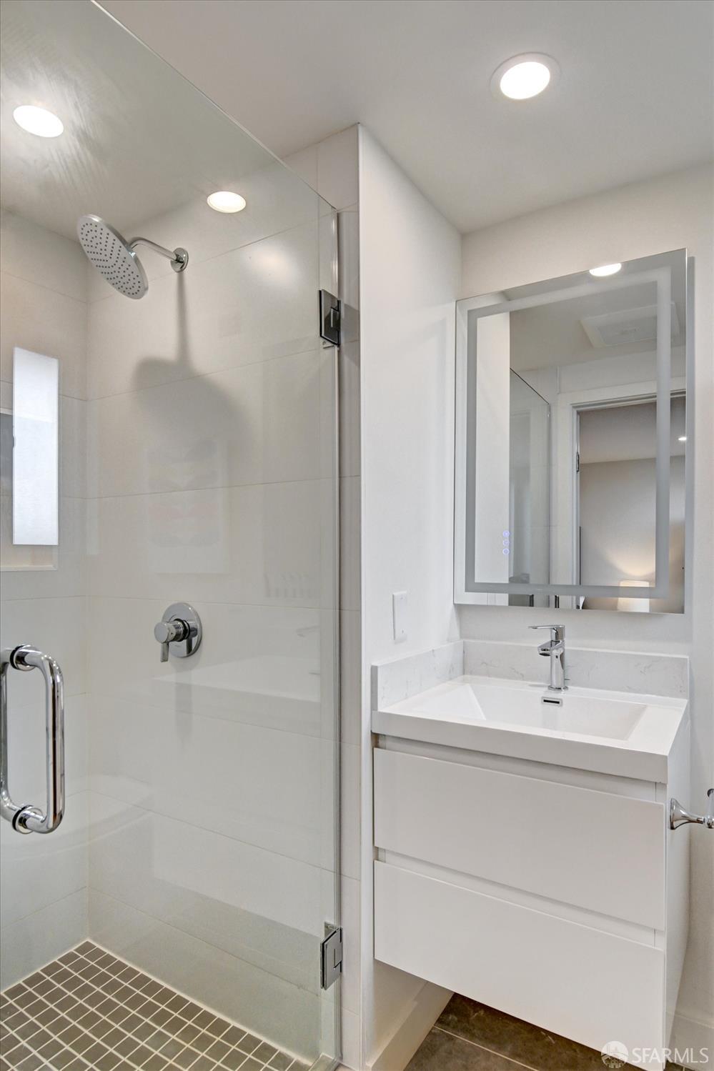 Detail Gallery Image 40 of 70 For 2100 34th Ave, San Francisco,  CA 94116 - 4 Beds | 3 Baths