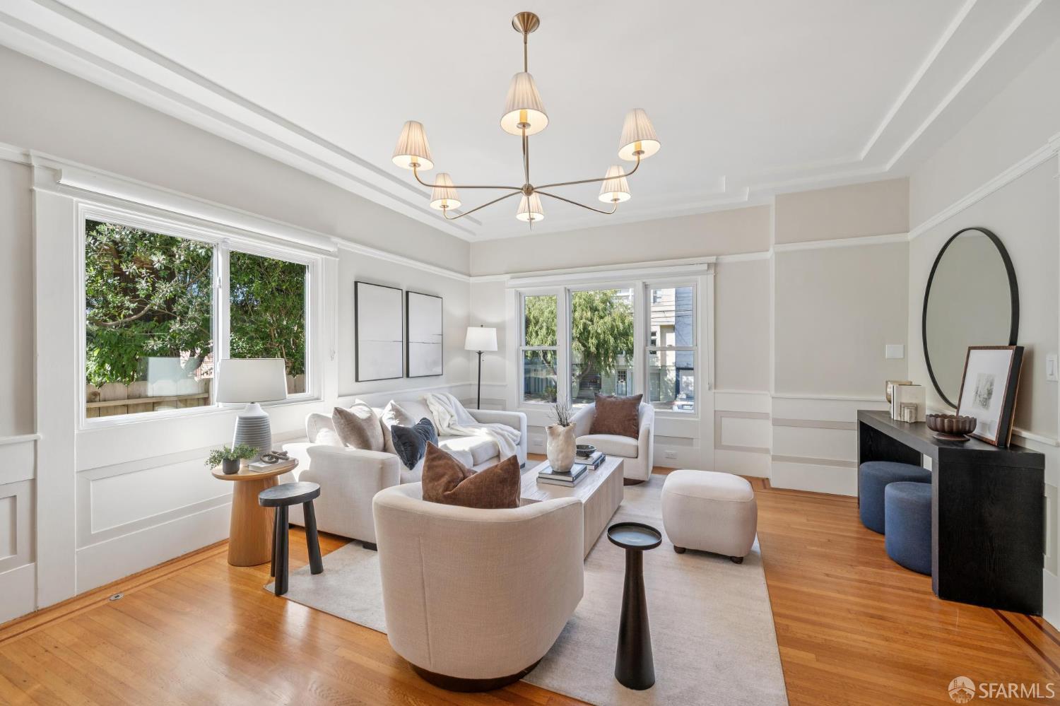 Detail Gallery Image 9 of 84 For 931 Kirkham St, San Francisco,  CA 94122 - 3 Beds | 3 Baths