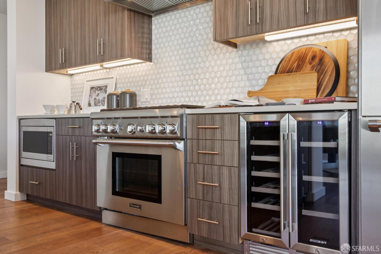 Detail Gallery Image 18 of 50 For 1731 Powell St #303,  San Francisco,  CA 94133 - 2 Beds | 2/1 Baths