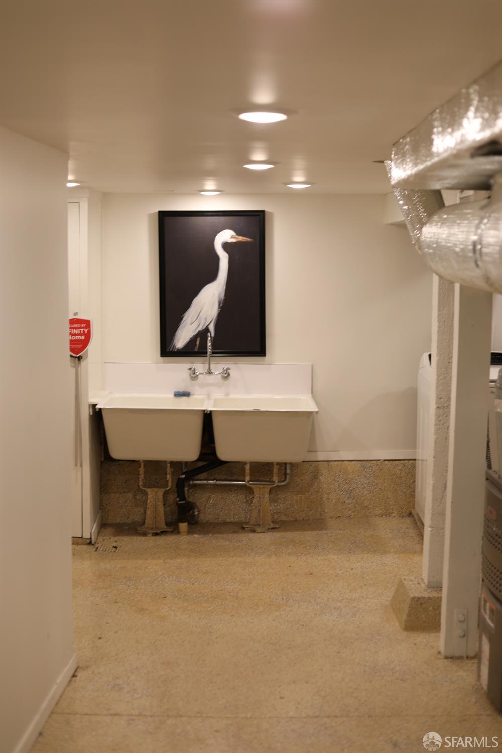 Detail Gallery Image 15 of 29 For 285 Moncada Way, San Francisco,  CA 94127 - 4 Beds | 2/1 Baths