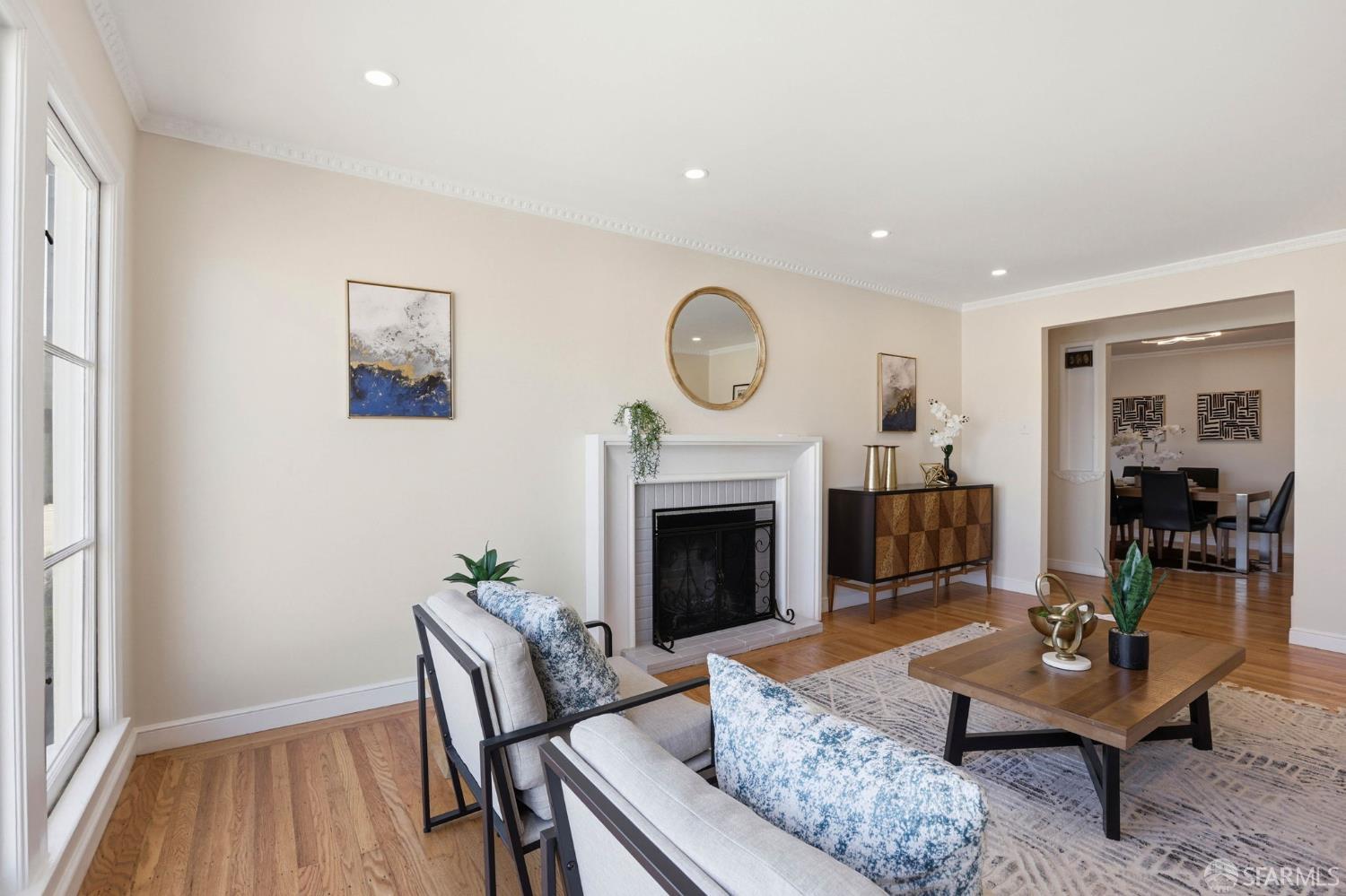 Detail Gallery Image 9 of 42 For 6 Lapham Way, San Francisco,  CA 94112 - 3 Beds | 2 Baths