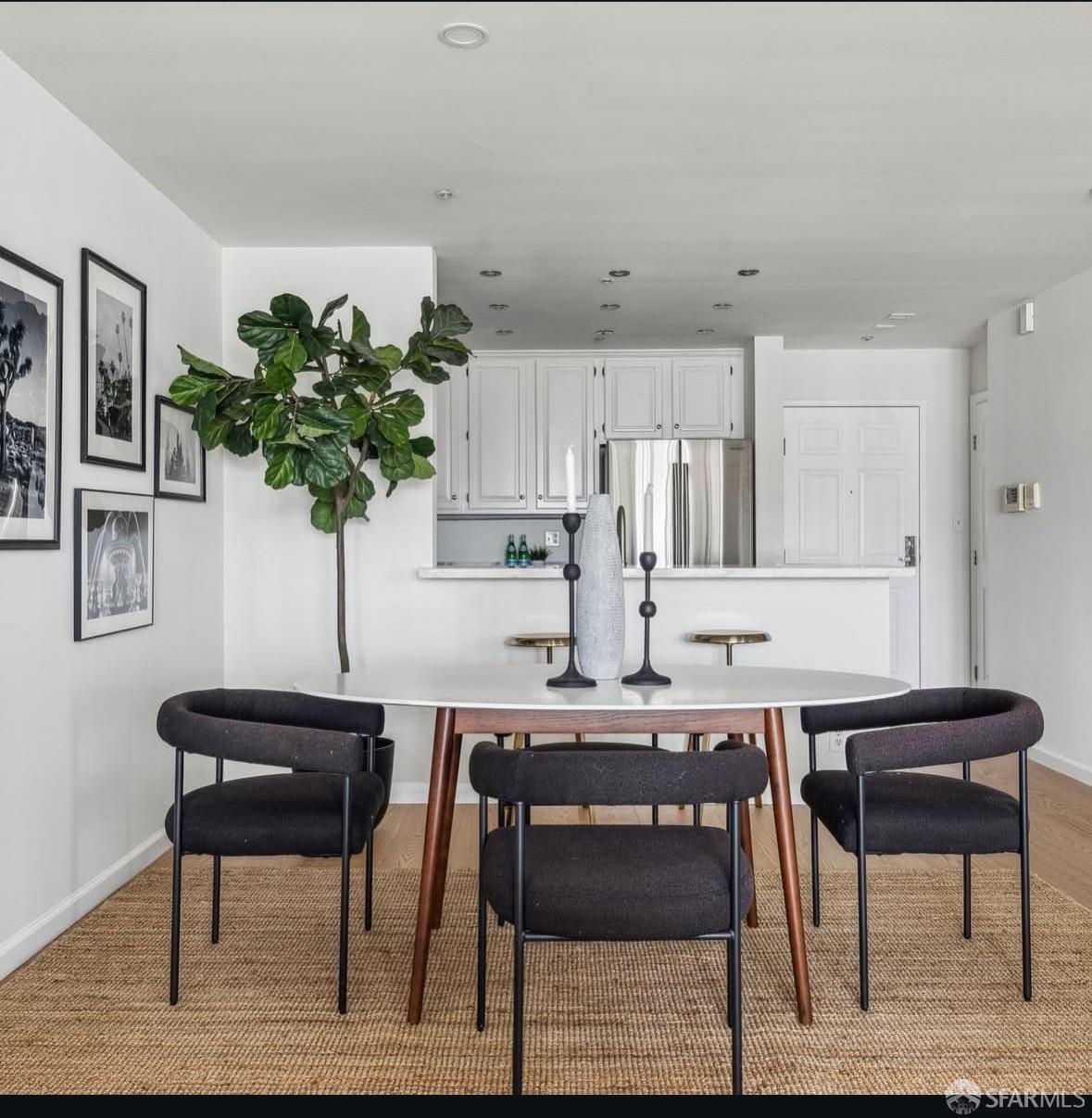 Detail Gallery Image 2 of 6 For 3315 Fillmore St, San Francisco,  CA 94123 - 1 Beds | 1 Baths