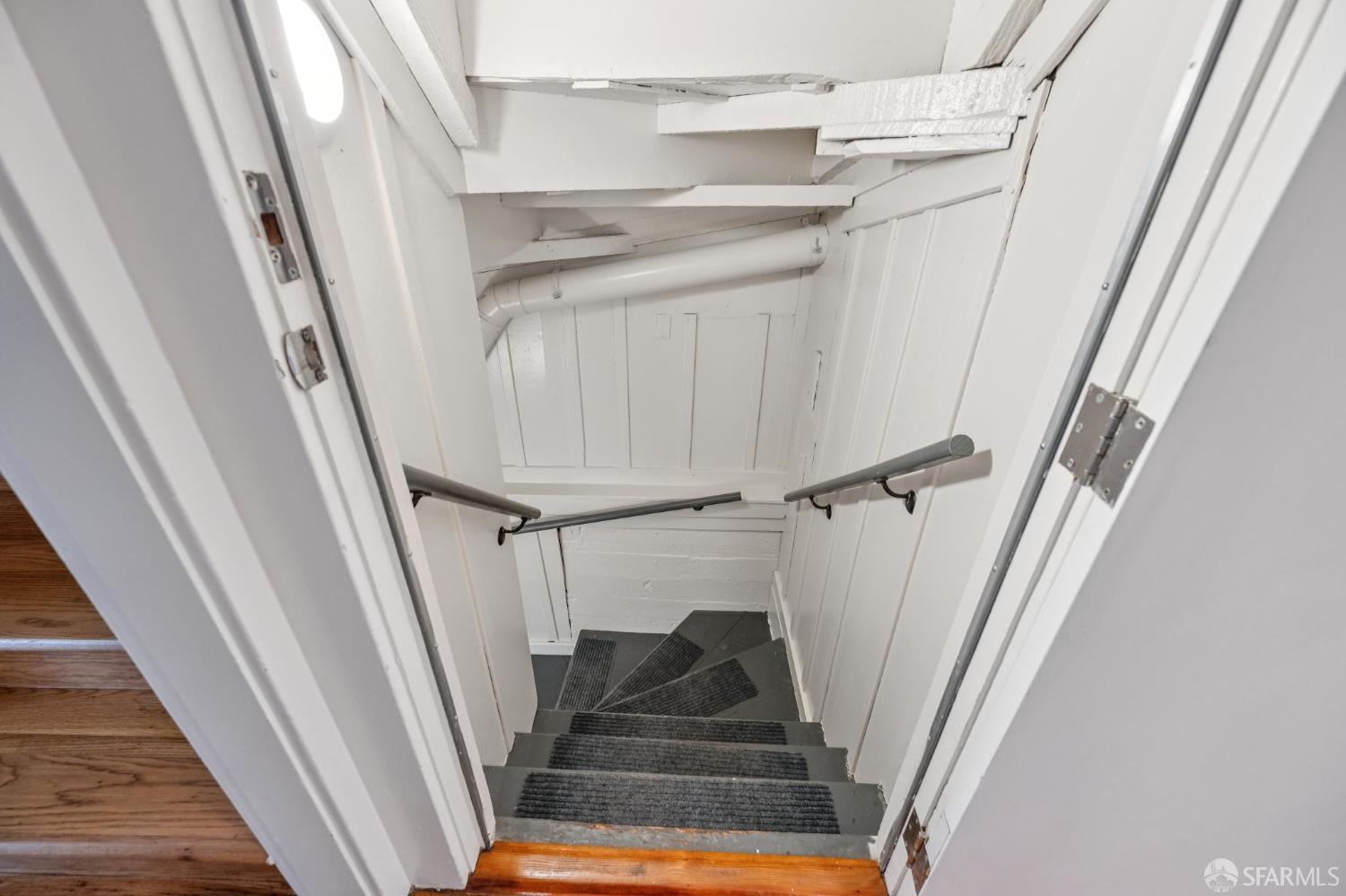 Detail Gallery Image 52 of 84 For 931 Kirkham St, San Francisco,  CA 94122 - 3 Beds | 3 Baths