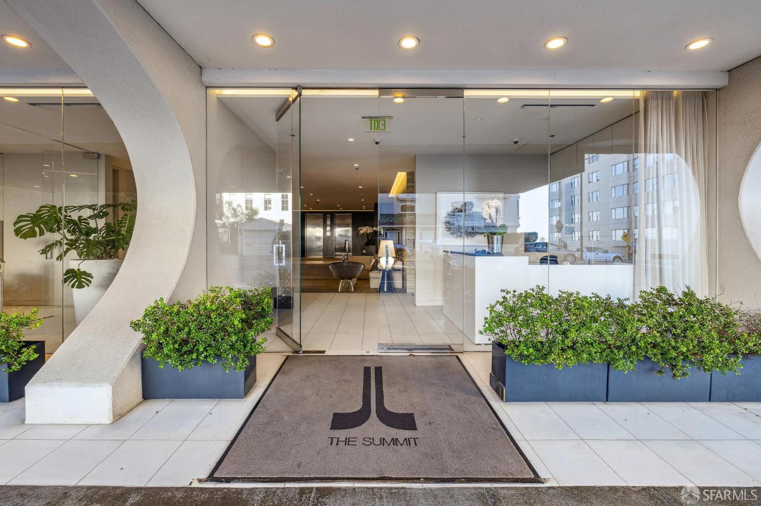 Detail Gallery Image 66 of 78 For 999 Green St #2404,  San Francisco,  CA 94133 - 2 Beds | 2 Baths