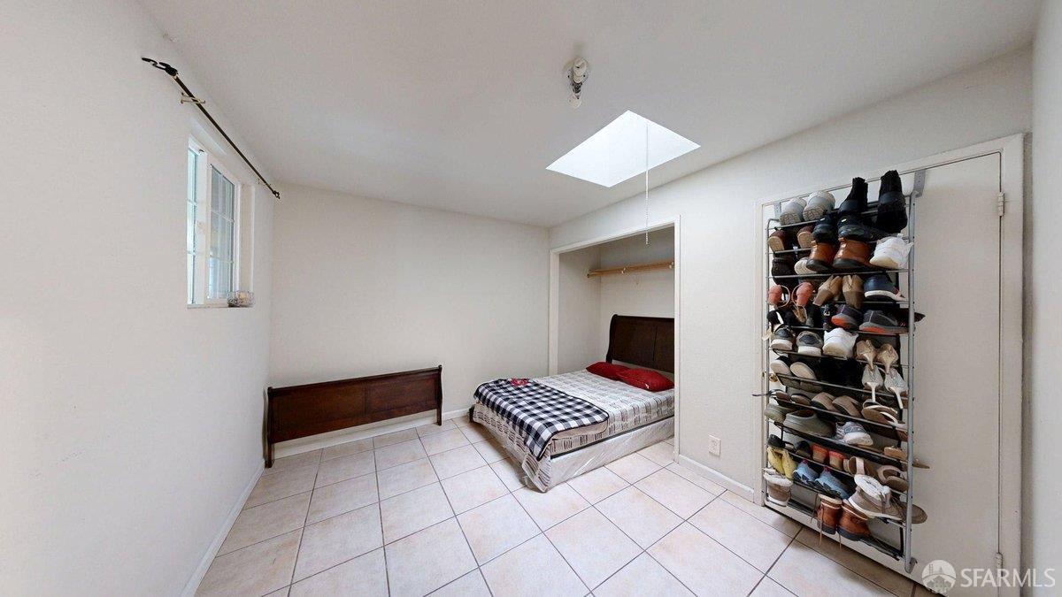 Detail Gallery Image 18 of 45 For 471 Green St, East Palo Alto,  CA 94303 - 9 Beds | 5 Baths