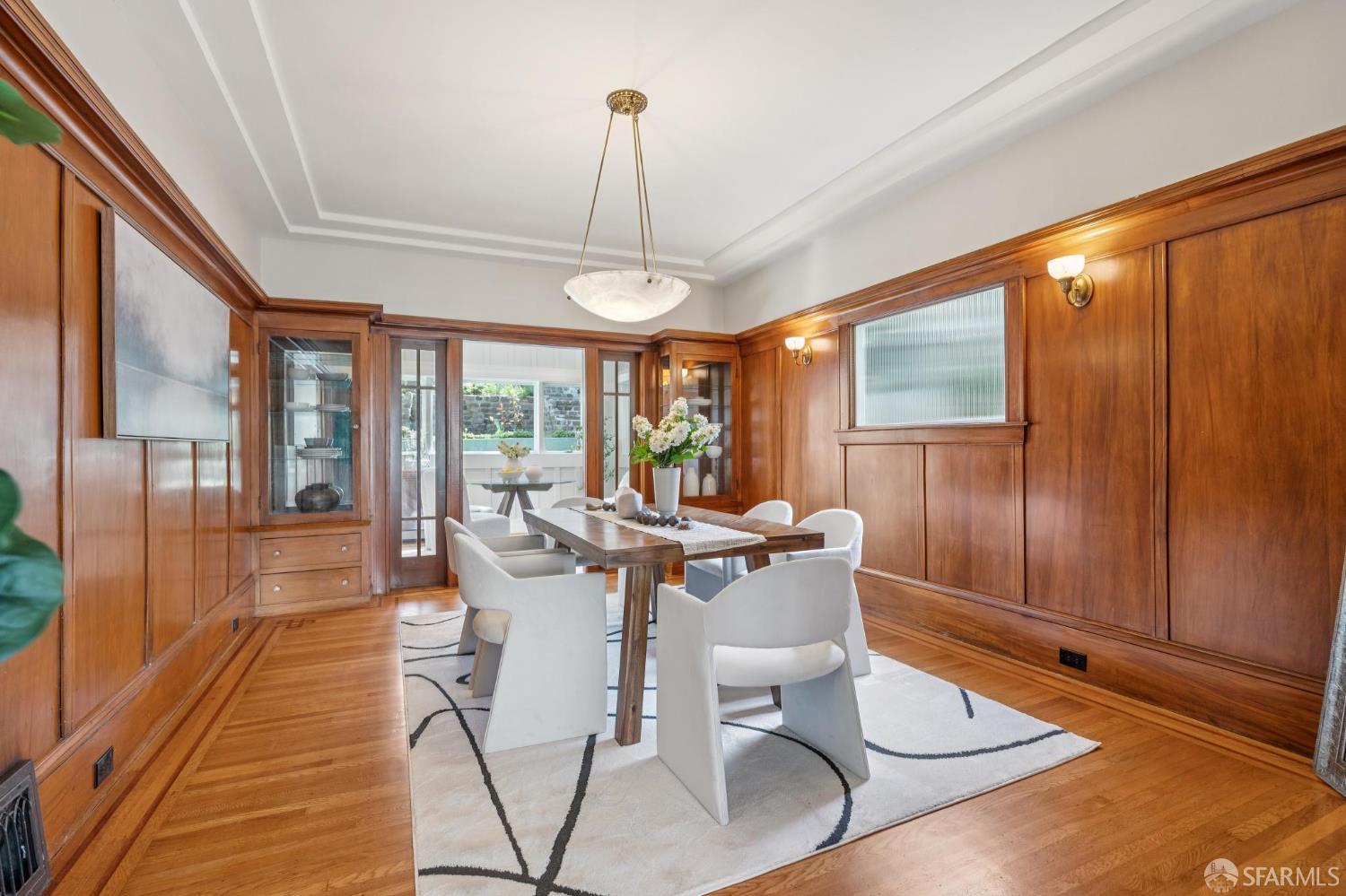 Detail Gallery Image 13 of 84 For 931 Kirkham St, San Francisco,  CA 94122 - 3 Beds | 3 Baths