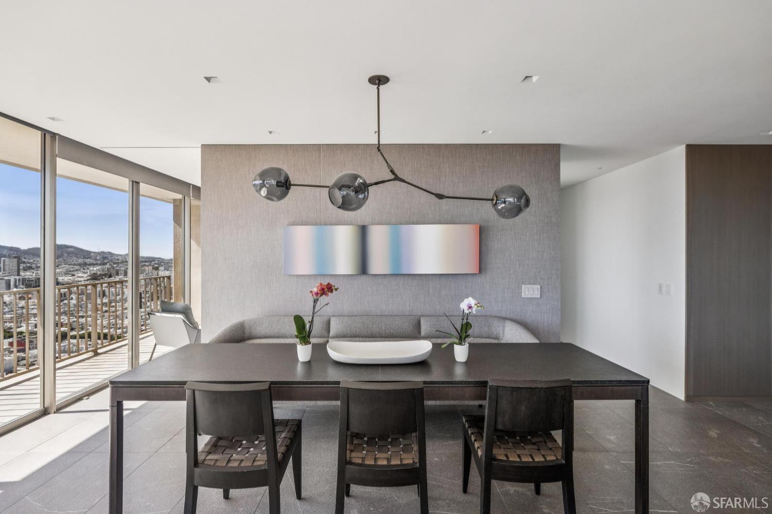 Detail Gallery Image 19 of 78 For 999 Green St #2404,  San Francisco,  CA 94133 - 2 Beds | 2 Baths