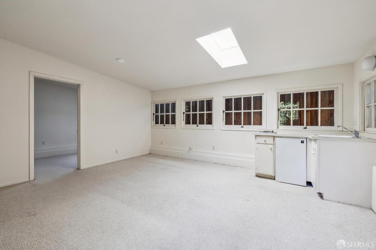 Detail Gallery Image 32 of 43 For 325 Yale Rd, Menlo Park,  CA 94025 - 2 Beds | 1/1 Baths