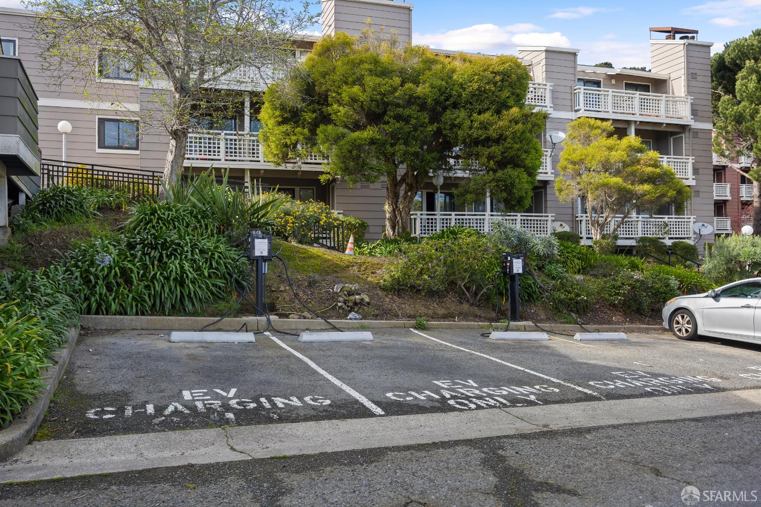 Detail Gallery Image 22 of 22 For 1708 Saddleback Dr, Daly City,  CA 94014 - 2 Beds | 2 Baths