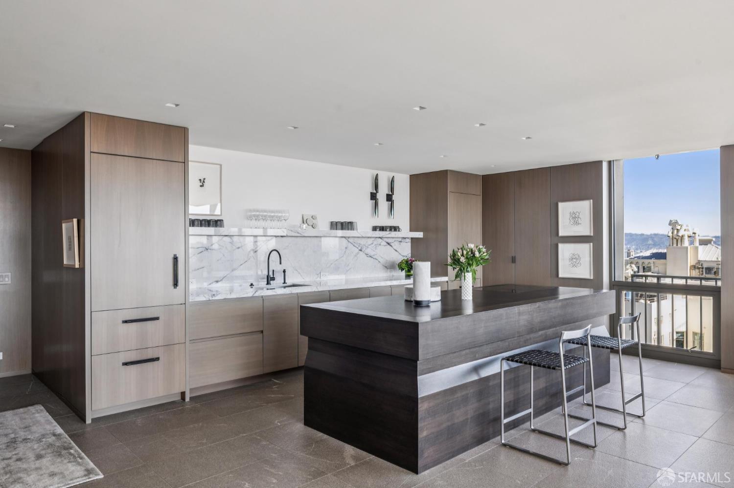 Detail Gallery Image 34 of 78 For 999 Green St #2404,  San Francisco,  CA 94133 - 2 Beds | 2 Baths