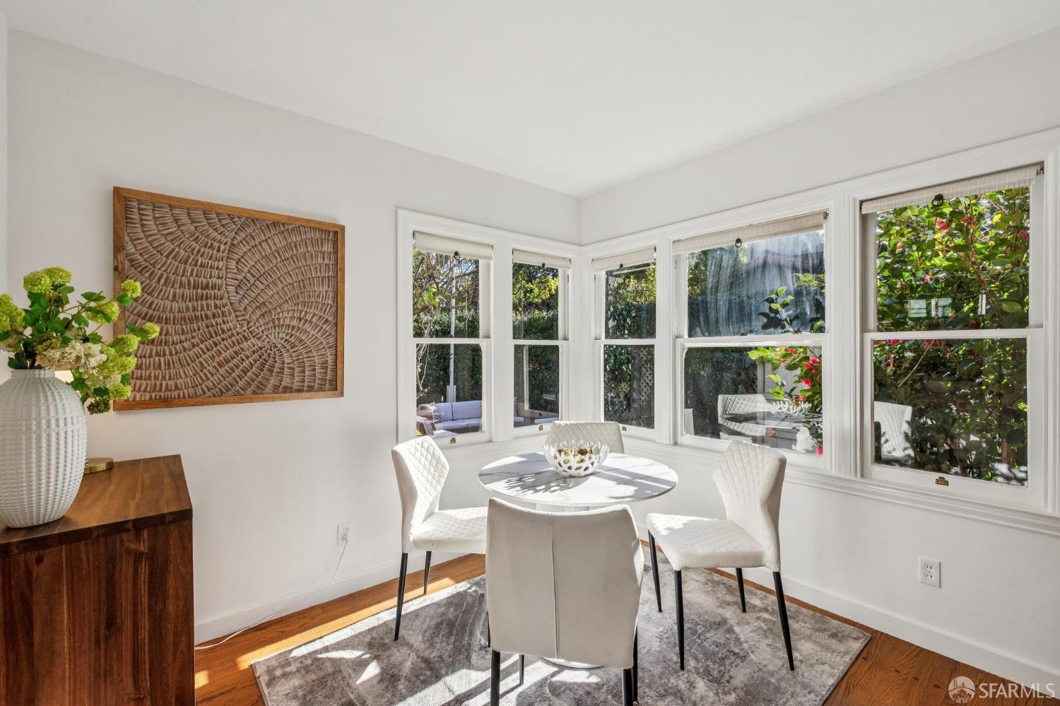 Detail Gallery Image 13 of 43 For 325 Yale Rd, Menlo Park,  CA 94025 - 2 Beds | 1/1 Baths