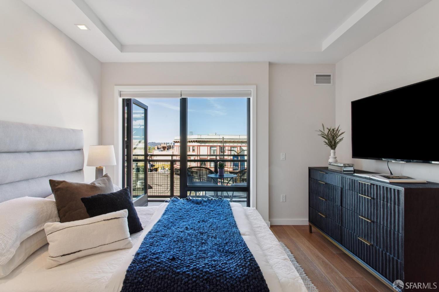 Detail Gallery Image 19 of 50 For 1731 Powell St #303,  San Francisco,  CA 94133 - 2 Beds | 2/1 Baths