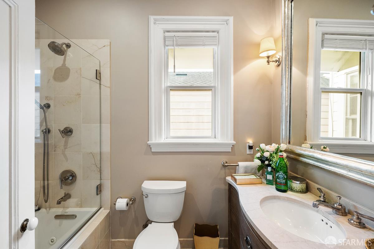 Detail Gallery Image 69 of 87 For 1705 Gough St, San Francisco,  CA 94109 - 3 Beds | 2/1 Baths
