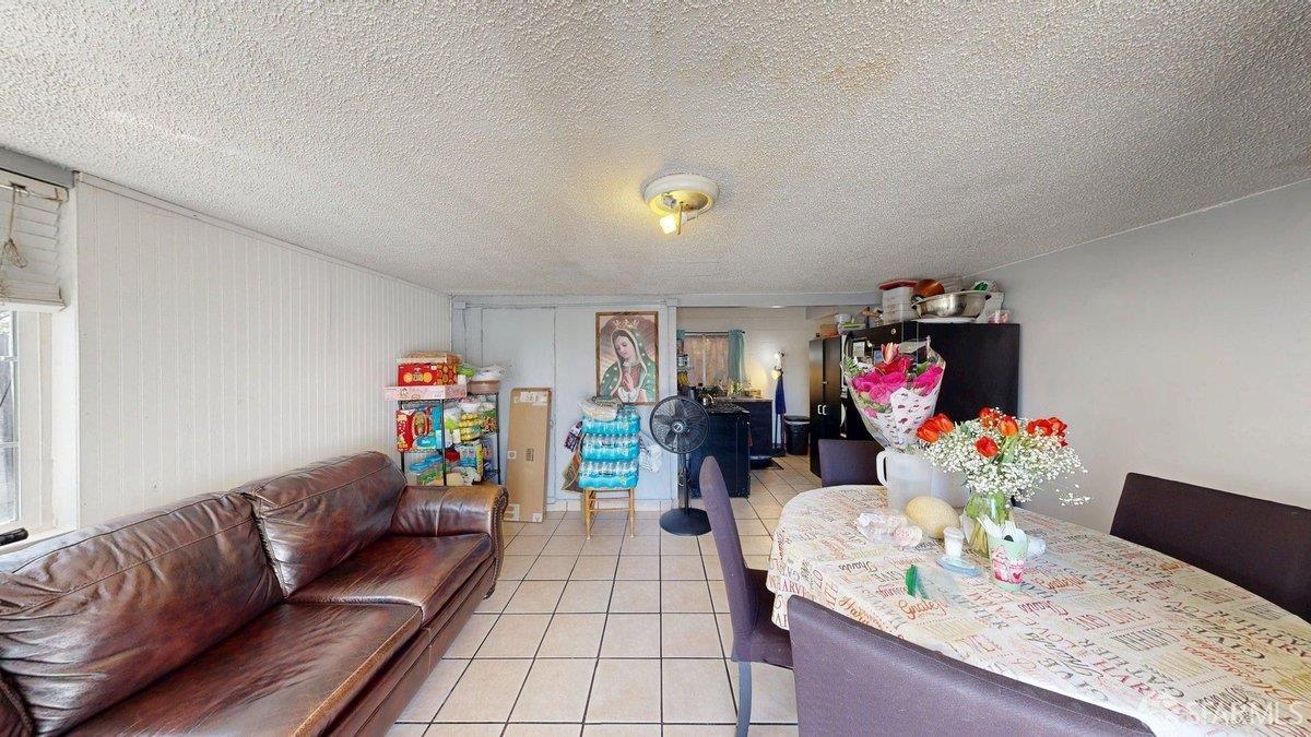 Detail Gallery Image 22 of 45 For 471 Green St, East Palo Alto,  CA 94303 - 9 Beds | 5 Baths