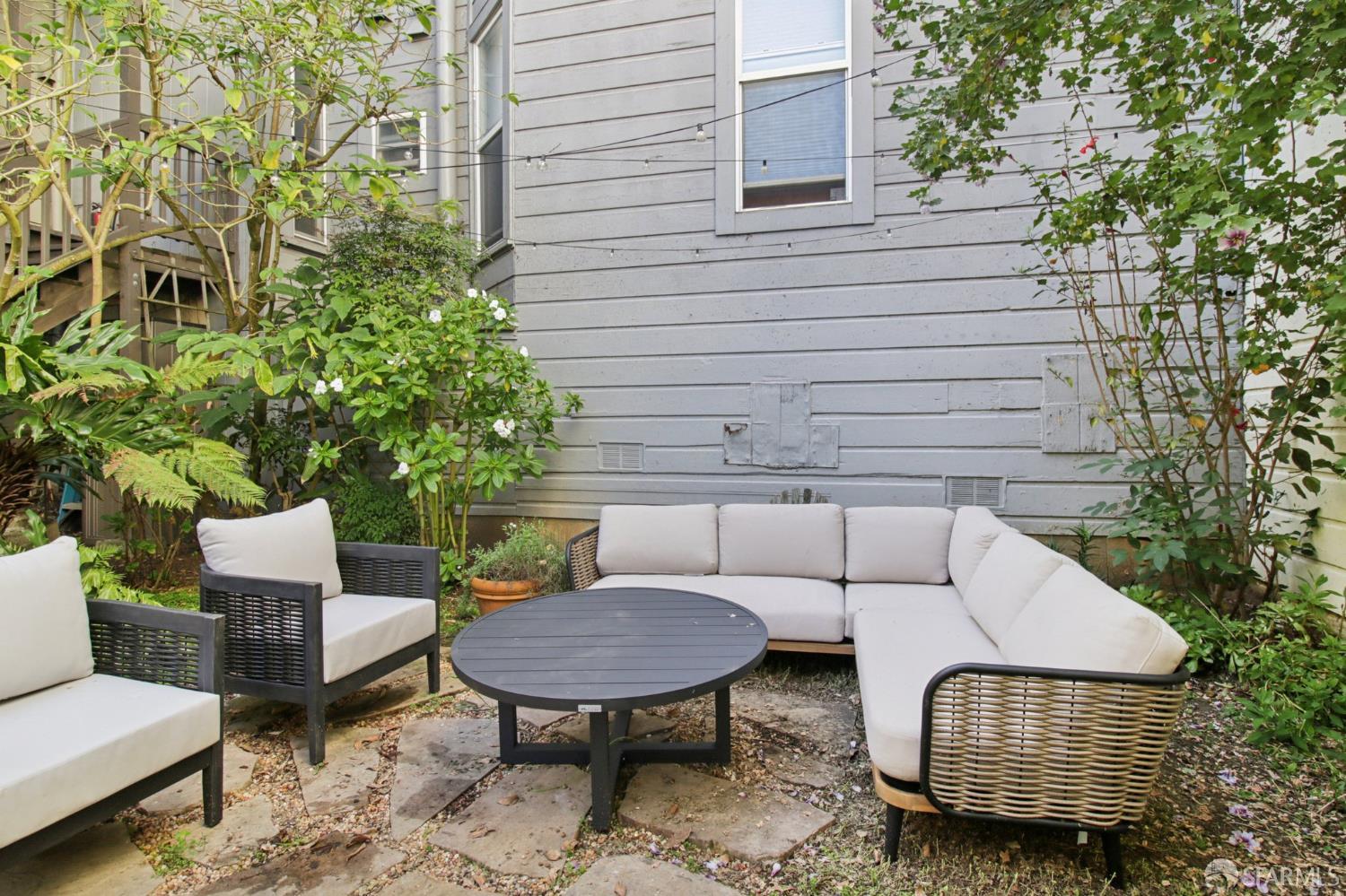 Detail Gallery Image 14 of 20 For 2192 15th St, San Francisco,  CA 94114 - 3 Beds | 2 Baths