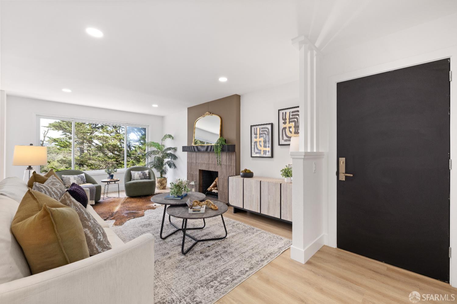 Detail Gallery Image 5 of 40 For 339 Panorama Dr, San Francisco,  CA 94131 - 3 Beds | 2 Baths