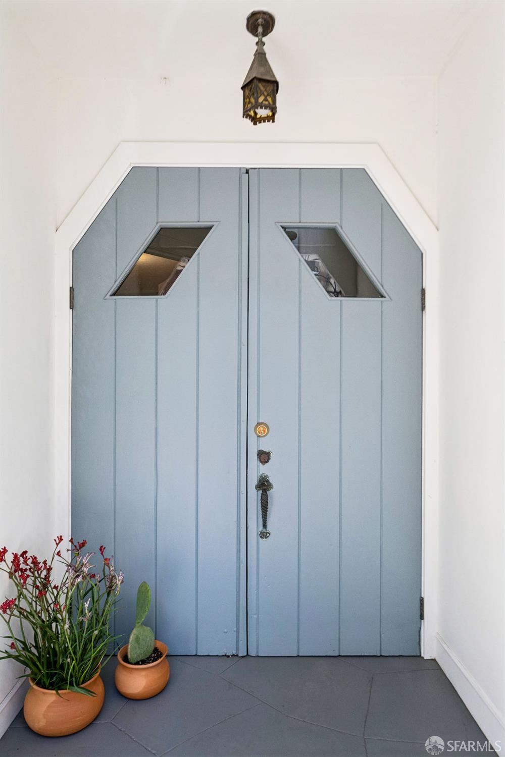 Detail Gallery Image 2 of 40 For 1315 Minna St, San Francisco,  CA 94103 - 3 Beds | 2 Baths