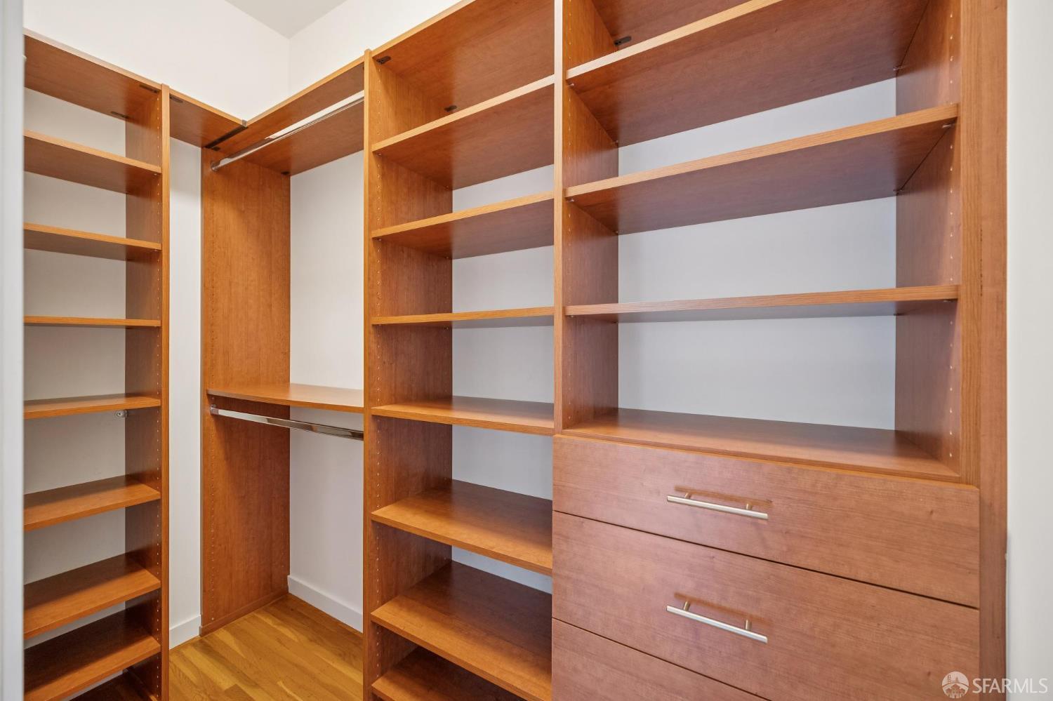 Detail Gallery Image 35 of 84 For 931 Kirkham St, San Francisco,  CA 94122 - 3 Beds | 3 Baths