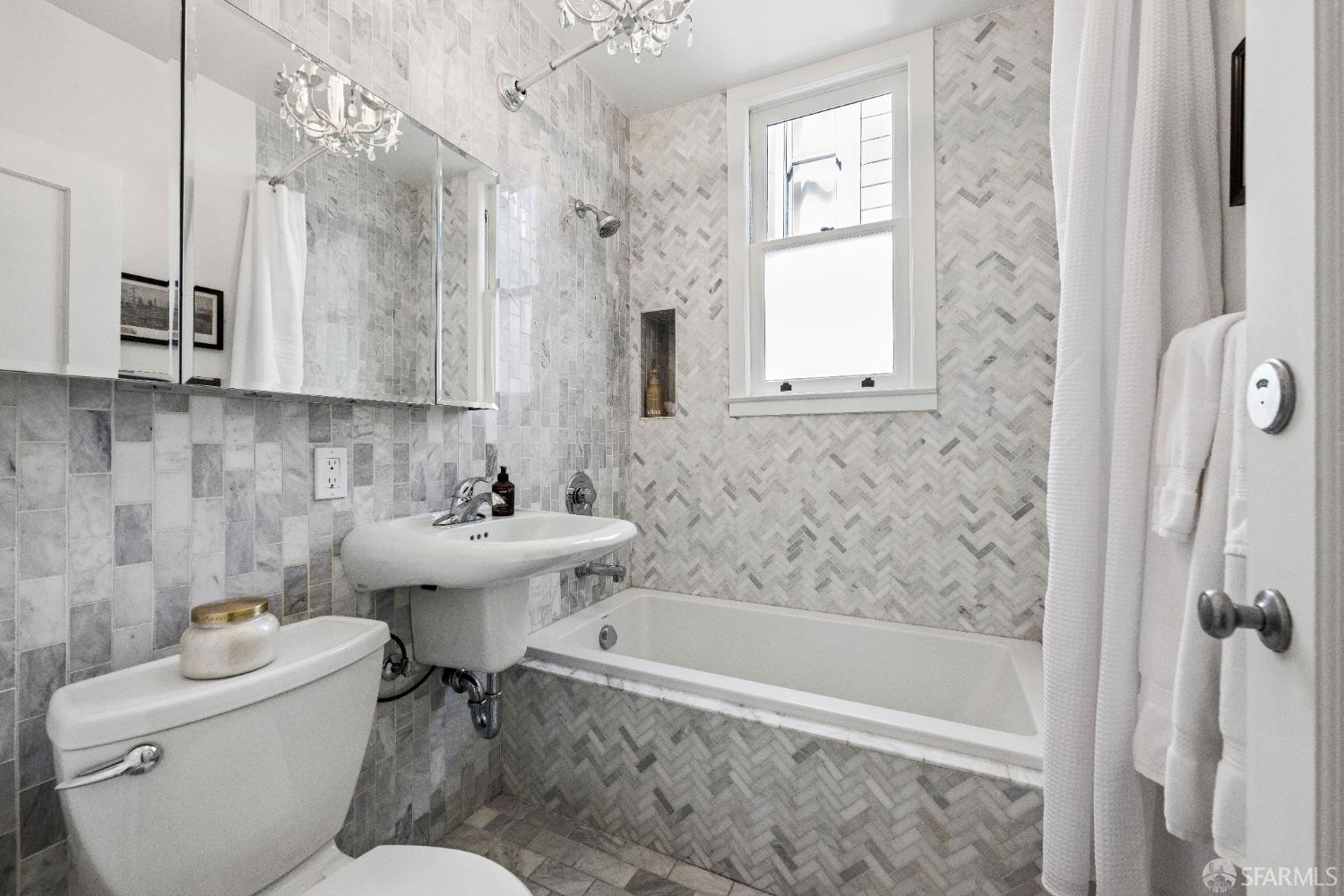 Detail Gallery Image 17 of 40 For 1315 Minna St, San Francisco,  CA 94103 - 3 Beds | 2 Baths