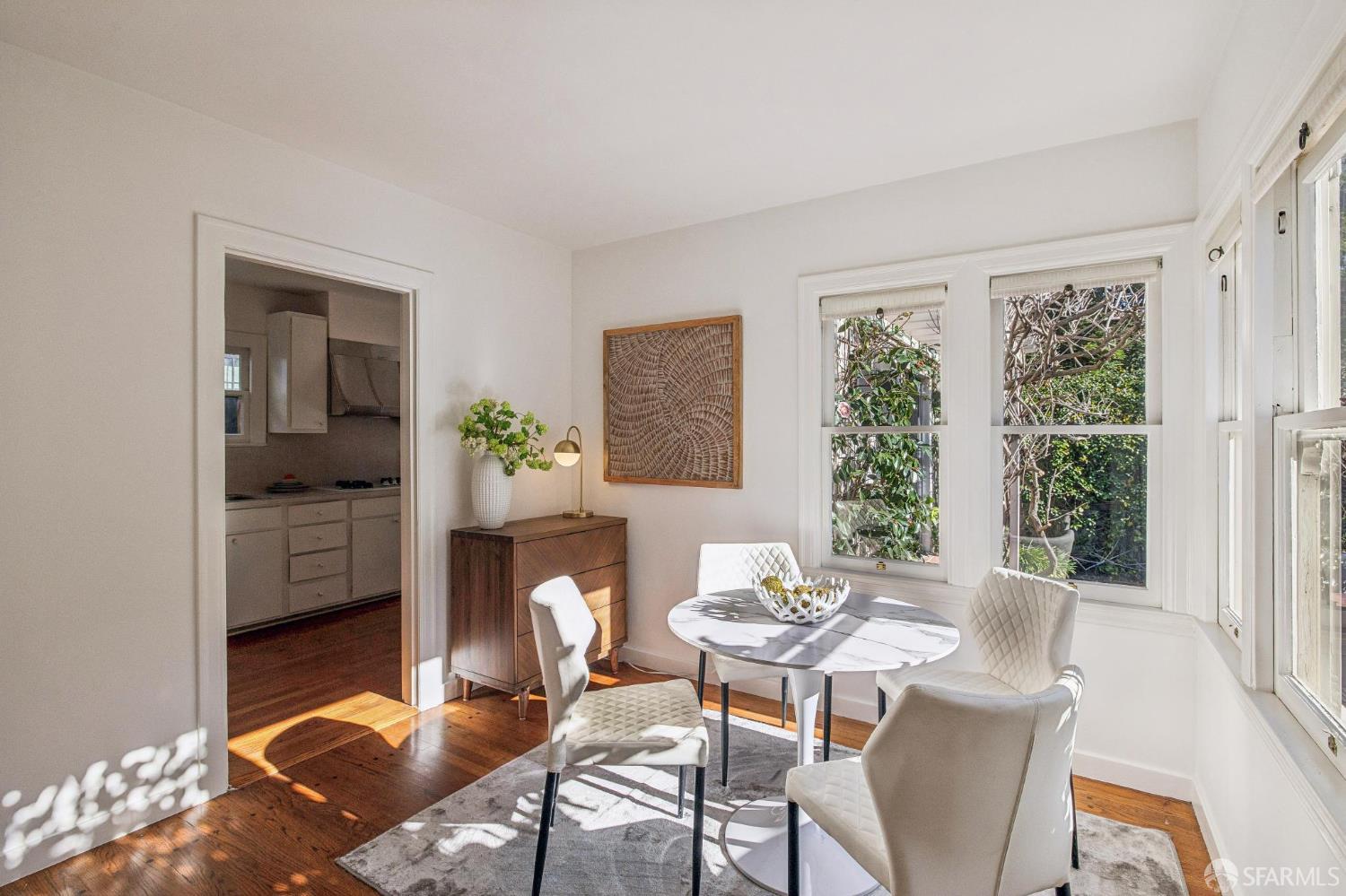 Detail Gallery Image 12 of 43 For 325 Yale Rd, Menlo Park,  CA 94025 - 2 Beds | 1/1 Baths