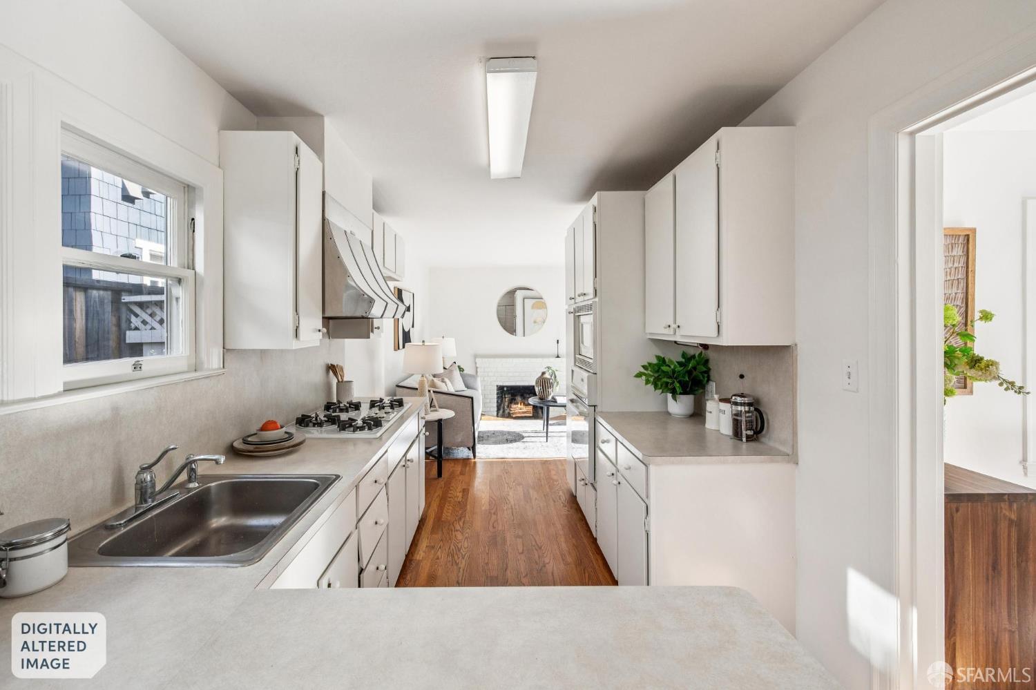 Detail Gallery Image 11 of 43 For 325 Yale Rd, Menlo Park,  CA 94025 - 2 Beds | 1/1 Baths