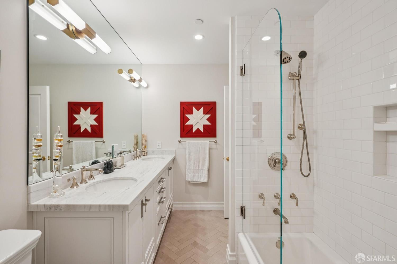 Detail Gallery Image 26 of 40 For 2523 Steiner St, San Francisco,  CA 94115 - 3 Beds | 3/1 Baths