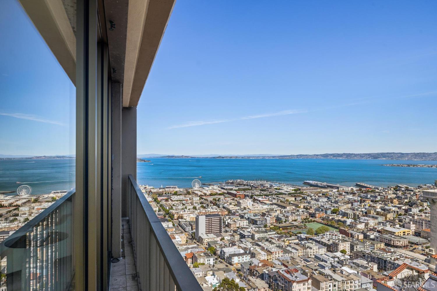 Detail Gallery Image 29 of 78 For 999 Green St #2404,  San Francisco,  CA 94133 - 2 Beds | 2 Baths