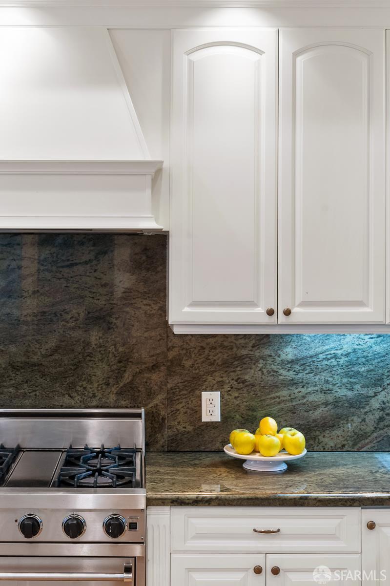 Detail Gallery Image 37 of 87 For 1705 Gough St, San Francisco,  CA 94109 - 3 Beds | 2/1 Baths