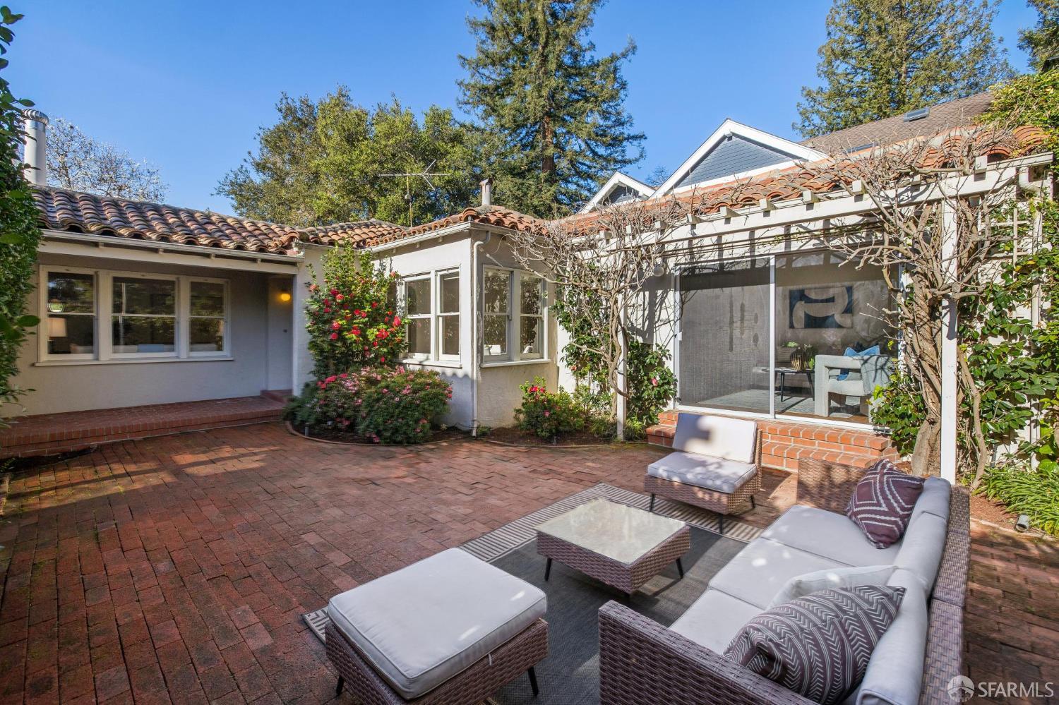 Front Image Thumbnail for SF426109964