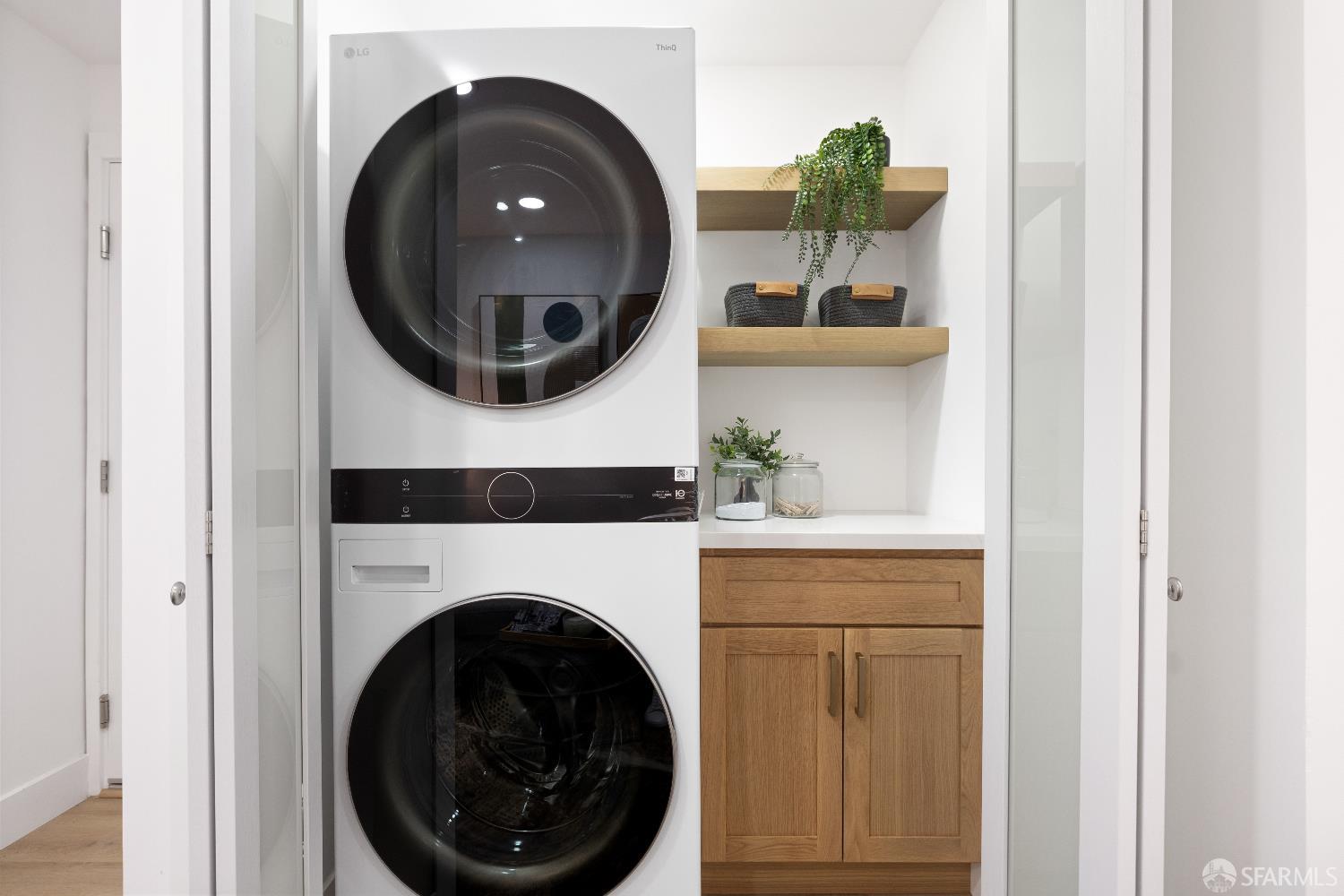 Detail Gallery Image 22 of 40 For 339 Panorama Dr, San Francisco,  CA 94131 - 3 Beds | 2 Baths