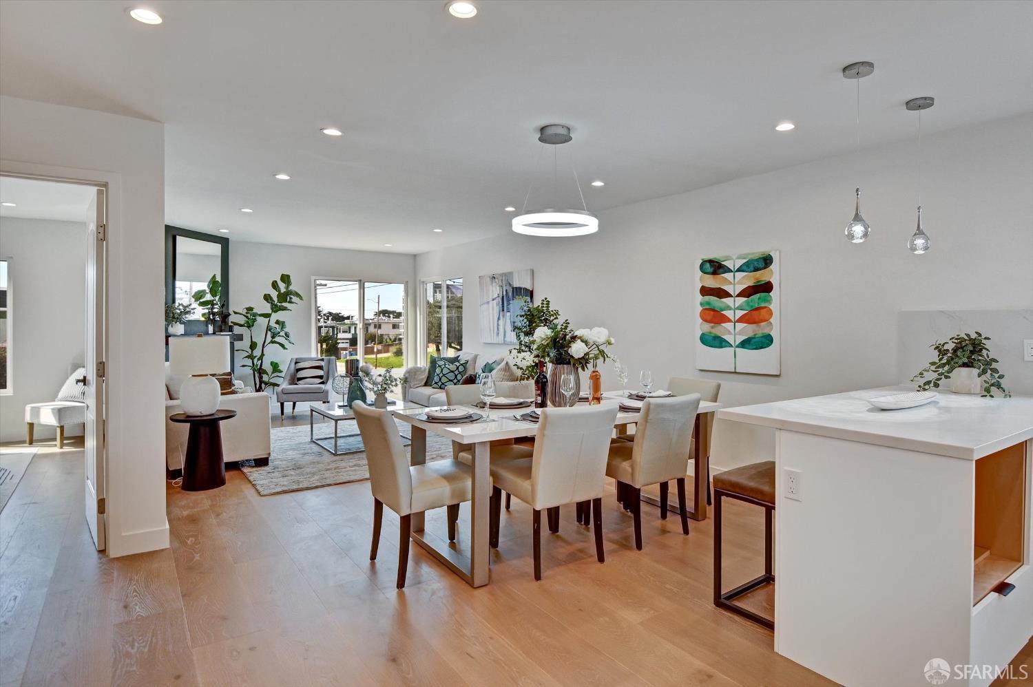 Detail Gallery Image 10 of 70 For 2100 34th Ave, San Francisco,  CA 94116 - 4 Beds | 3 Baths