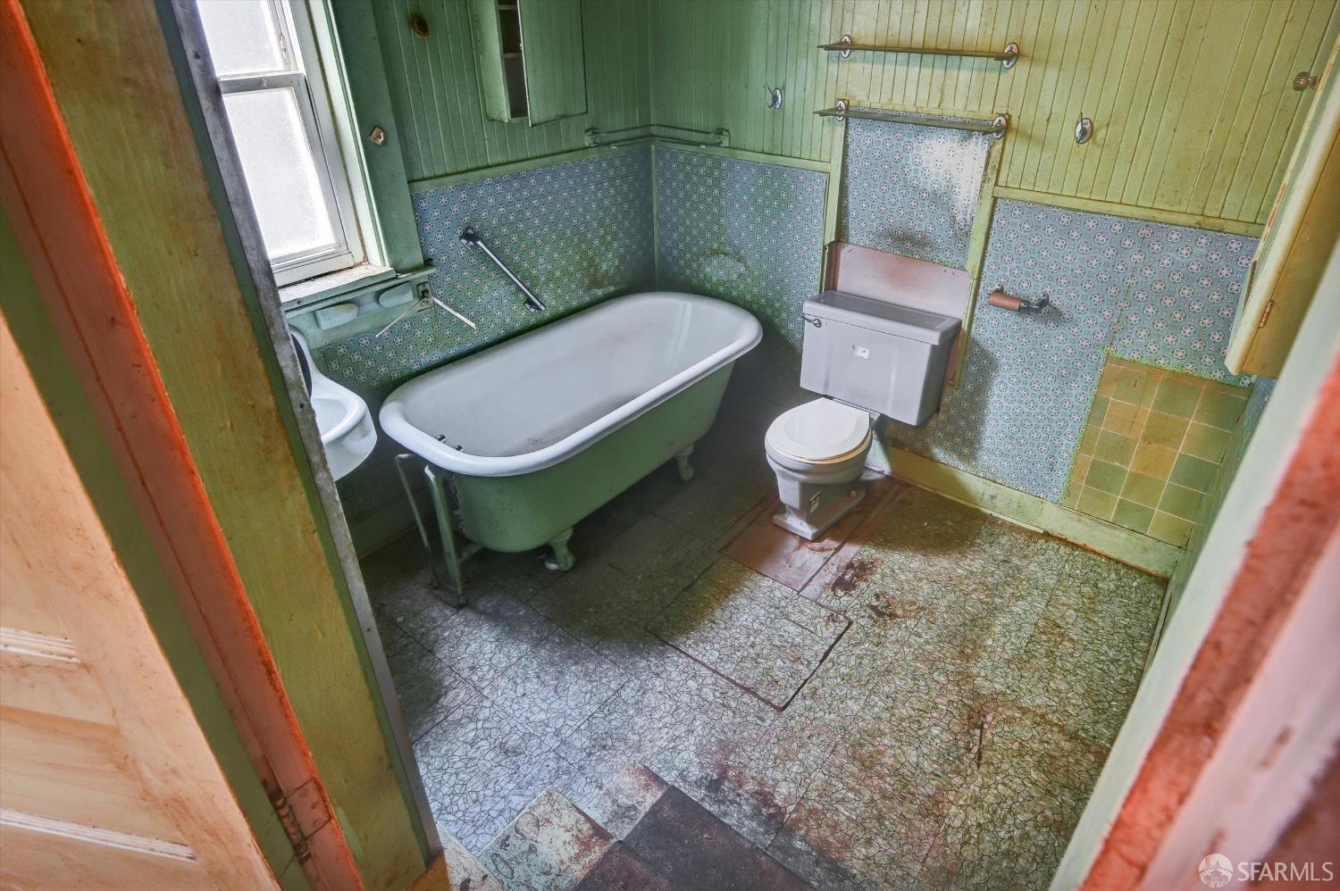 Detail Gallery Image 47 of 58 For 366 Gambier St, San Francisco,  CA 94134 - 2 Beds | 1 Baths