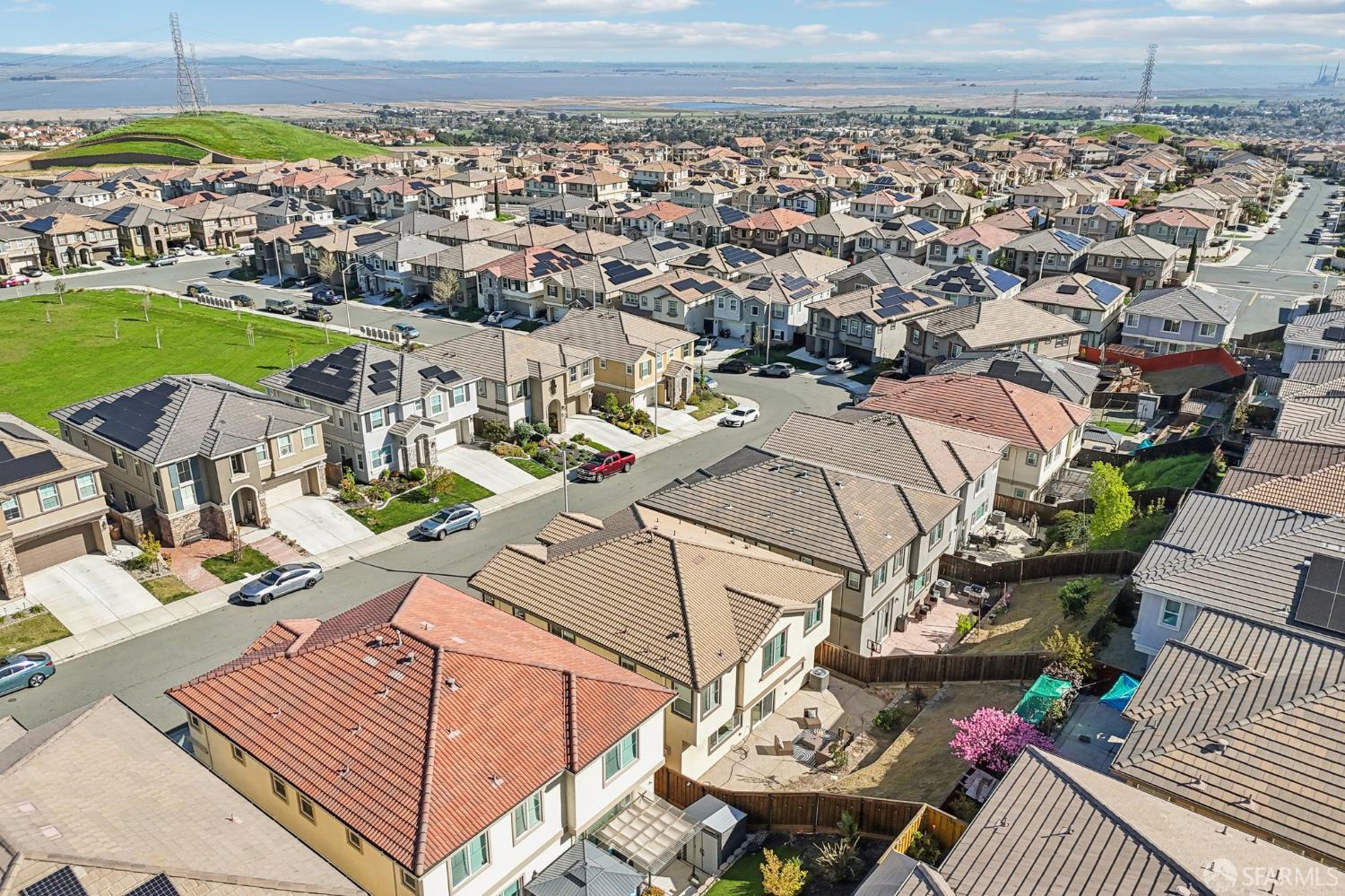 Detail Gallery Image 44 of 53 For 3082 Delano Dr, Pittsburg,  CA 94565 - 4 Beds | 2/1 Baths