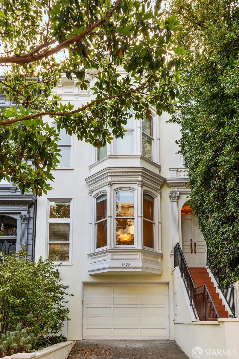 Detail Gallery Image 2 of 87 For 1705 Gough St, San Francisco,  CA 94109 - 3 Beds | 2/1 Baths