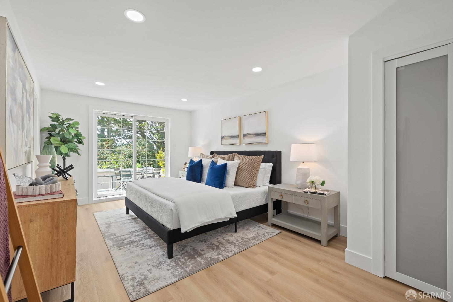 Detail Gallery Image 23 of 40 For 339 Panorama Dr, San Francisco,  CA 94131 - 3 Beds | 2 Baths