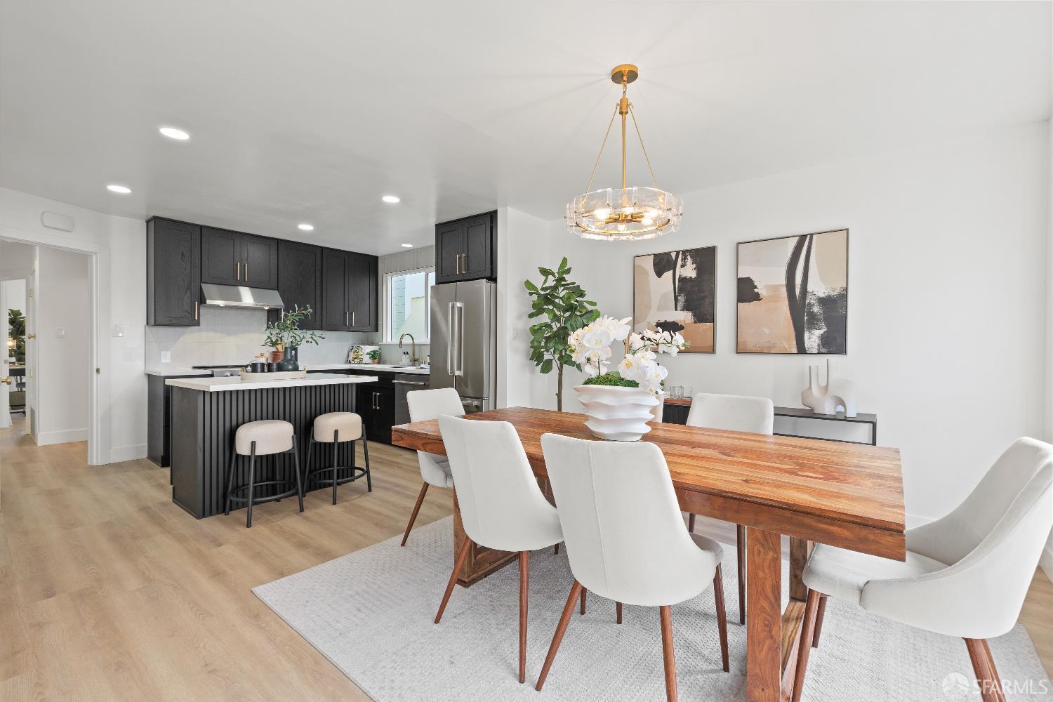 Detail Gallery Image 11 of 40 For 339 Panorama Dr, San Francisco,  CA 94131 - 3 Beds | 2 Baths