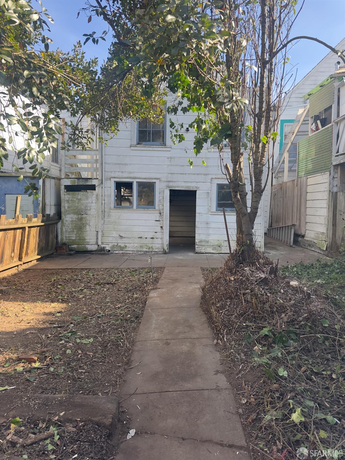 Detail Gallery Image 11 of 14 For 1231 Silver Ave, San Francisco,  CA 94134 - 3 Beds | 1 Baths