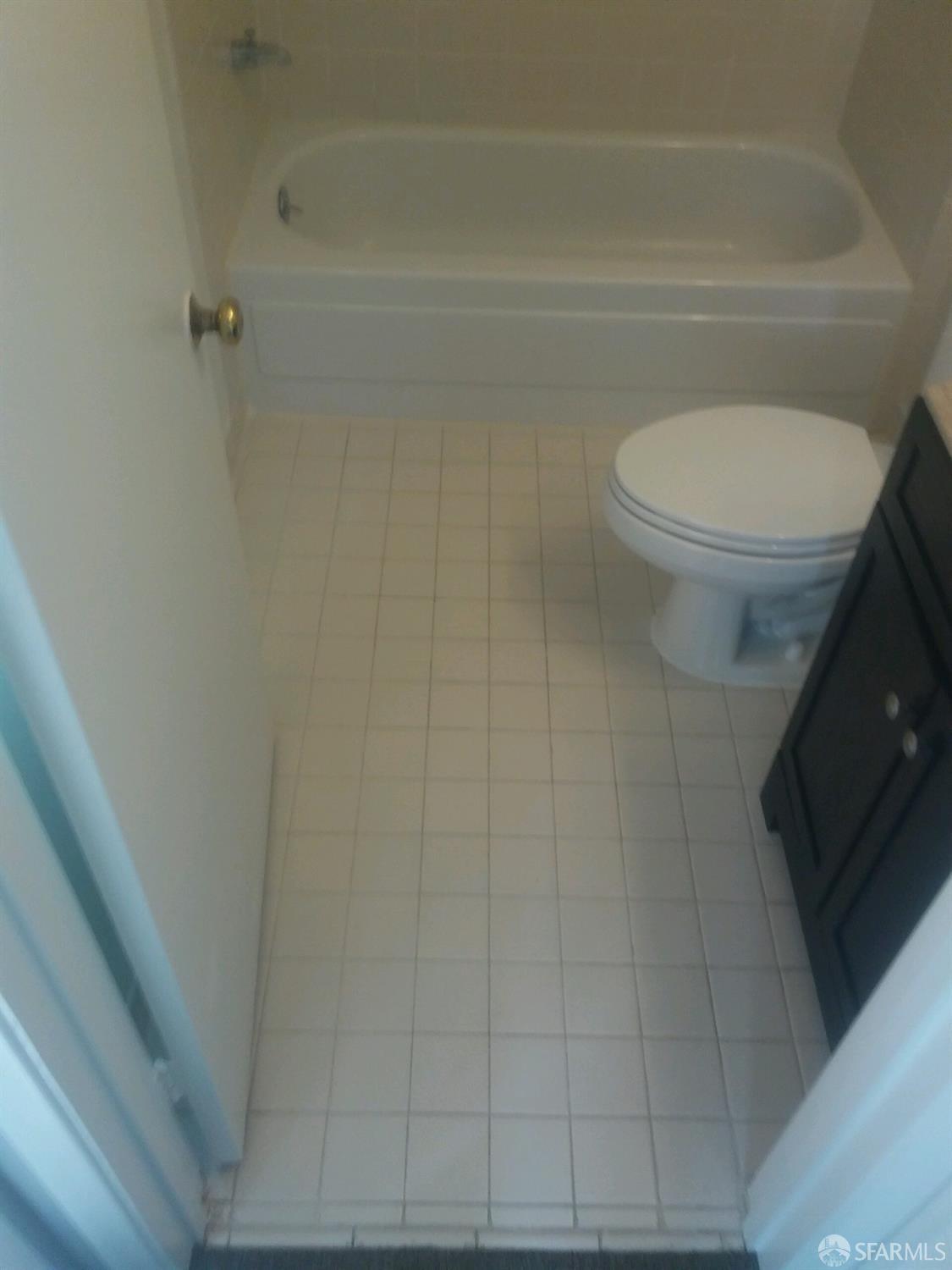 Detail Gallery Image 14 of 15 For 236 Clinton Park Dr, San Francisco,  CA 94103 - 1 Beds | 1 Baths