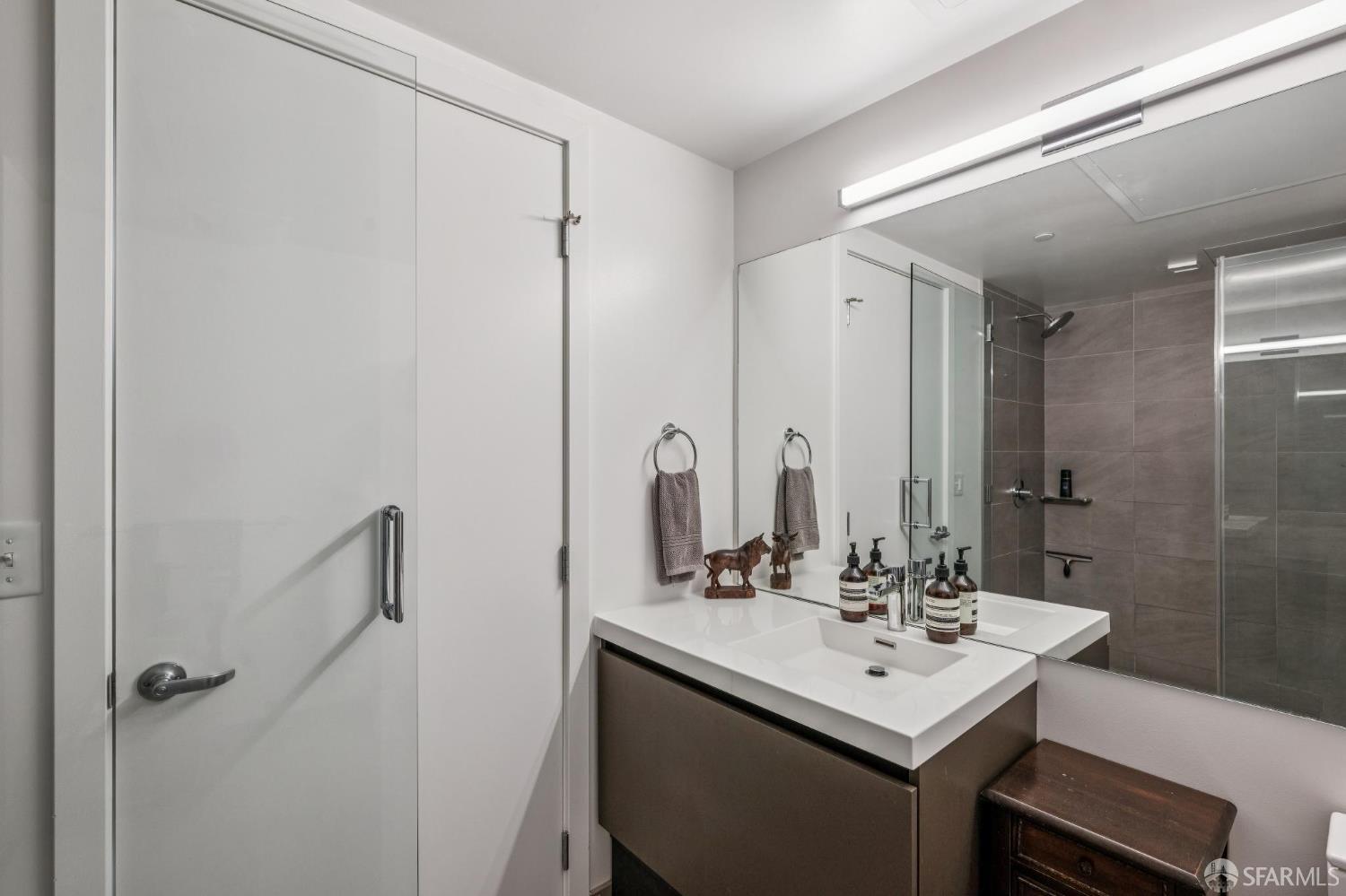 Detail Gallery Image 9 of 31 For 1545 Pine St #702,  San Francisco,  CA 94109 - 1 Beds | 1 Baths