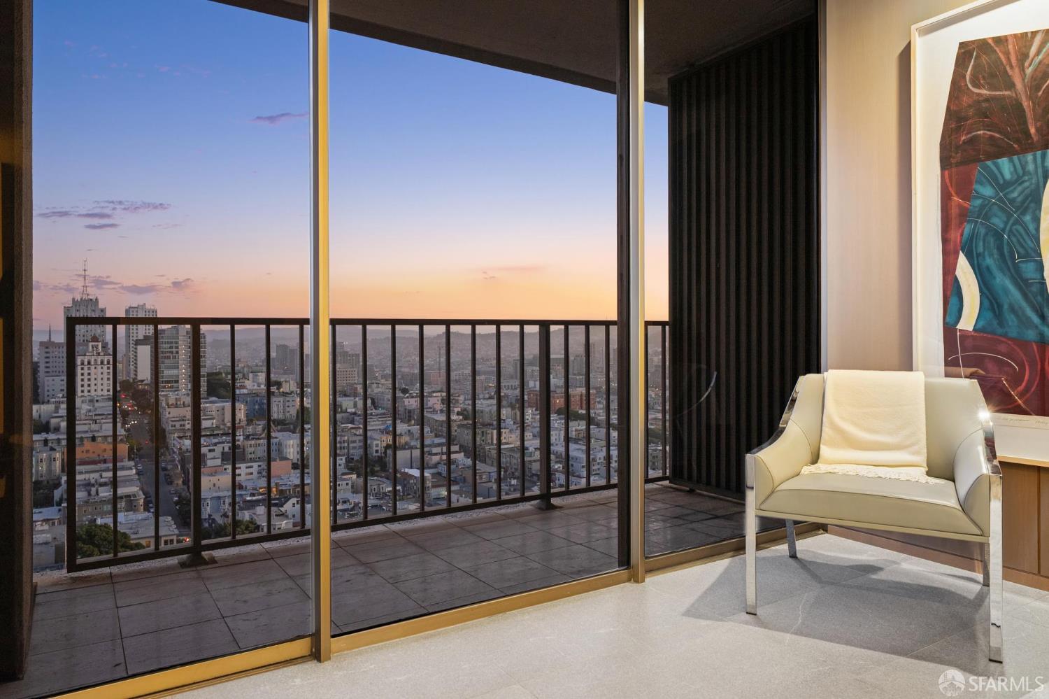 Detail Gallery Image 48 of 78 For 999 Green St #2404,  San Francisco,  CA 94133 - 2 Beds | 2 Baths