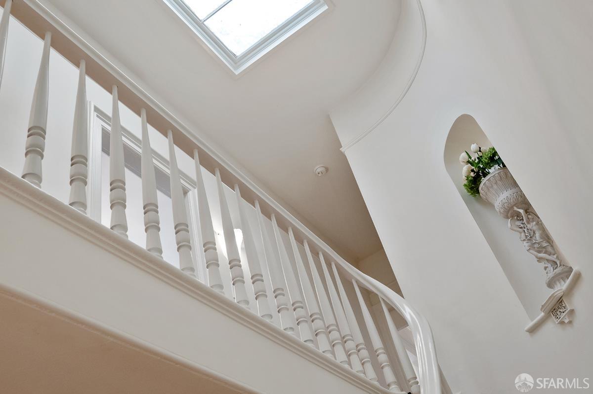 Detail Gallery Image 47 of 87 For 1705 Gough St, San Francisco,  CA 94109 - 3 Beds | 2/1 Baths