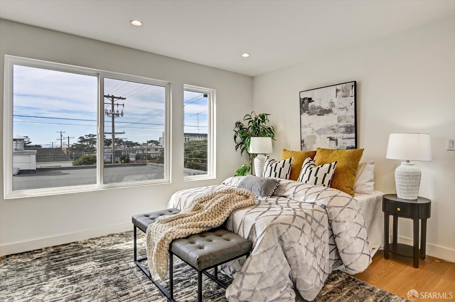 Detail Gallery Image 19 of 70 For 2100 34th Ave, San Francisco,  CA 94116 - 4 Beds | 3 Baths