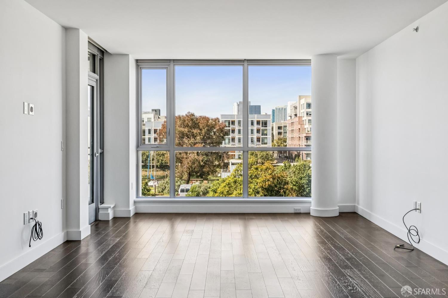 Detail Gallery Image 3 of 57 For 718 Long Bridge St #319,  San Francisco,  CA 94158 - 2 Beds | 2 Baths