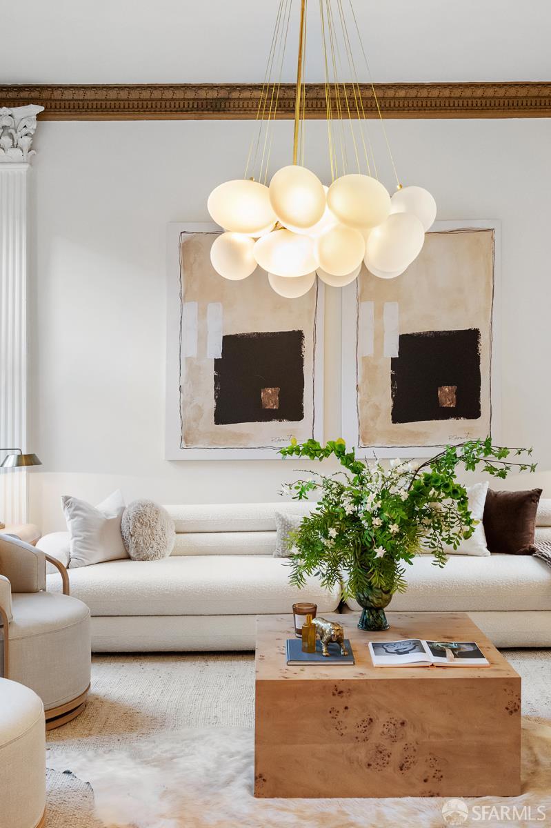 Detail Gallery Image 6 of 87 For 1705 Gough St, San Francisco,  CA 94109 - 3 Beds | 2/1 Baths