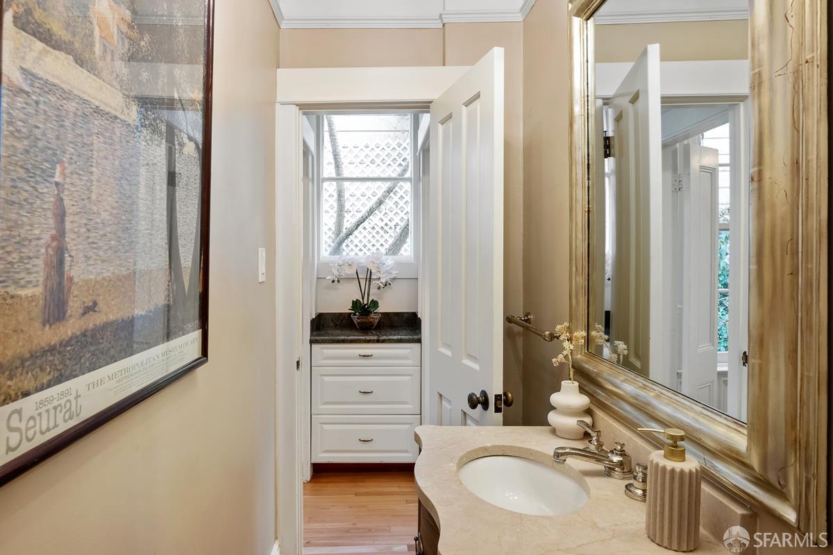 Detail Gallery Image 44 of 87 For 1705 Gough St, San Francisco,  CA 94109 - 3 Beds | 2/1 Baths