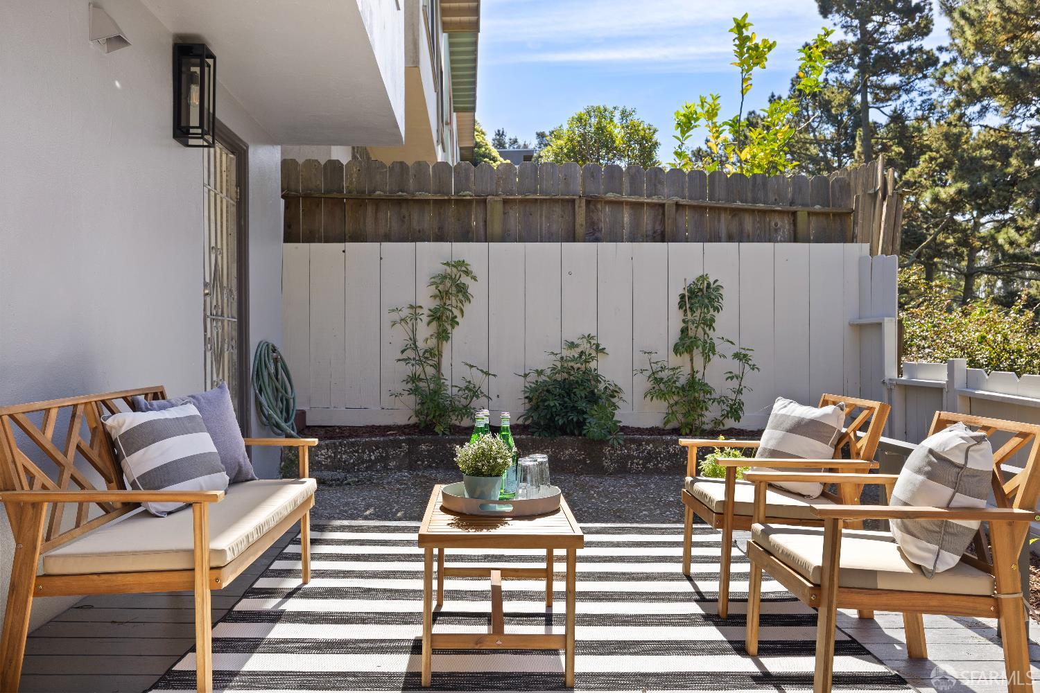 Detail Gallery Image 29 of 40 For 339 Panorama Dr, San Francisco,  CA 94131 - 3 Beds | 2 Baths